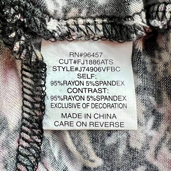 Women's Size M Multi Color Floral Short Sleeve Pullover - Picture 6 of 10